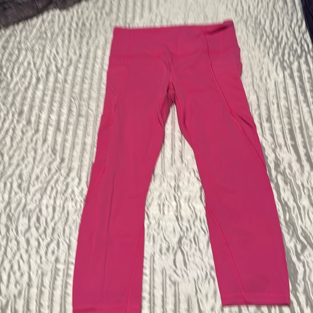 Athleta hot pink capris, size small